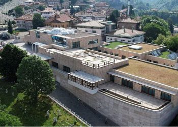 Islamska zajednica osuđuje sramno podizanje spomenika zločincu Pavlu Đurišiću