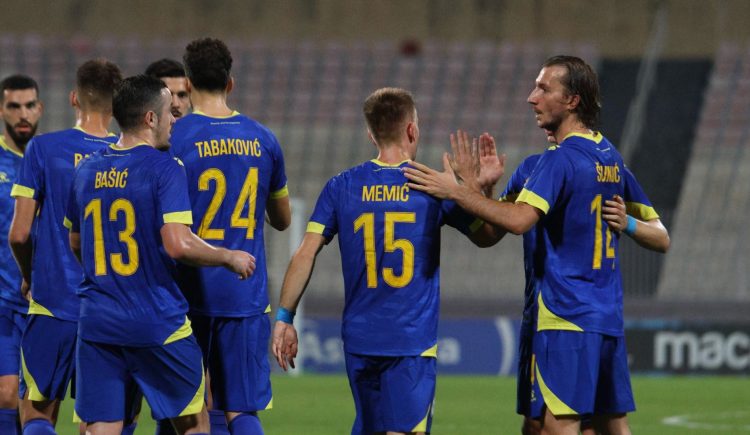 Zmajevi slavili na Malti