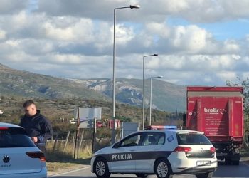 Dvije osobe poginule u teškoj saobraćajnoj nesreći na lokalitetu Carski vinogradi