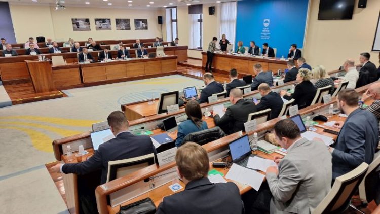 Kako žive mostarski političari? Donosimo pregled najzanimljivijih imovinskih kartona