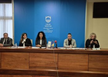 REGIONALNA MUZIČKA ZVIJEZDA UVODI MOSTARCE U NOVU GODINU