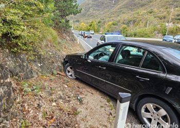 FOTO: Jedna osoba povrijeđena u saobraćajnoj nesreći blizu Mostara