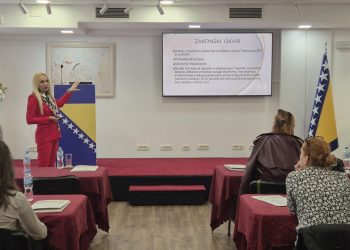 Centar za kulturu Mostar: Održan seminar o finansijskom poslovanju i javnim nabavkama