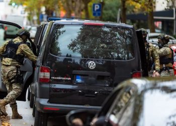 Akcija “Rav” u Mostaru: Uhapšene tri osobe, pronađena droga, oružje i eksploziv