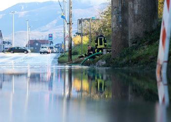 Vatrogasci prozvali nadležne: “Dok drugi okreću glavu, vatrogasci spašavaju situaciju”