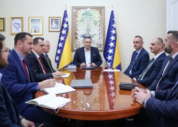 Bošnjaci Mostara na razgovoru kod Denisa Bećirovića: Zaustaviti uzurpaciju vakufske imovine u centralnoj zoni Mostara