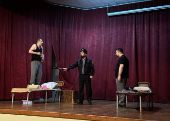 Prepun Dom kulture Blagaj: Teatarski hit “Državni lopov” oduševio gledaoce