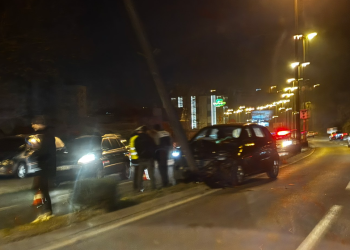 Dvije osobe povrijeđene u saobraćajnoj nesreći u Mostaru