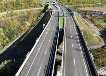 EU ambasadori bojkotuju otvaranje dionica autoputa kod Zenice jer su aktuelni čelnici JP Autoceste FBiH pod istragom Ureda evropskog tužioca (EPPO-a)