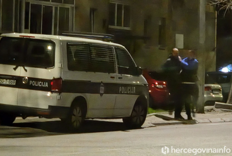 Mostarska policija intervenisala zbog nasilja u porodici, priveden muškarac