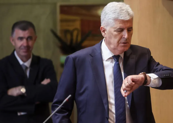 Diplomatski izvori: Amerikanci više neće “čekati” Dragana Čovića