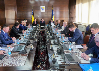Tajna informacija sa posljednje sjednice Vlade FBiH: Deficit Federacije iznosi 1,06 milijardi KM, slijedi zaduženje od 2,3 milijarde!