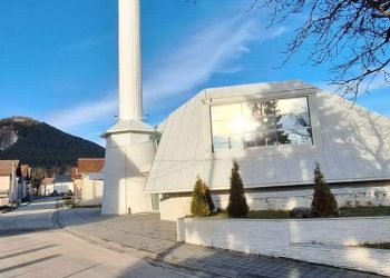 Imam Fahrudin ef. Makić verbalno napadnut ispred džamije, slučaj prijavljen policiji