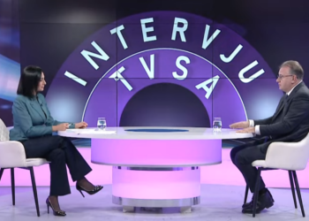 Dok su mu najbliži saradnici osumnjičeni za teška krivična djela, Nikšić upozorava na korupciju u HNK