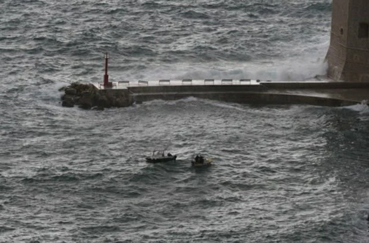 Poznat identitet muškarca koji je poginuo u Dubrovniku dok se fotografisao s porodicom