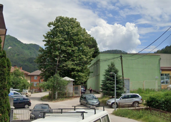 Osnovna škola u Hercegovini uvodi potpunu zabranu korištenja mobitela