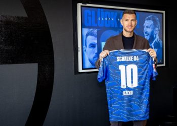 Edin Džeko novi je igrač Schalkea: Kapiten BiH nosit će legendarnu desetku