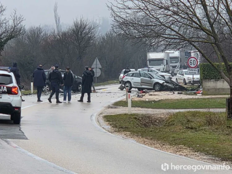 Jedna osoba smrtno stradala u saobraćajnoj nesreći kod Mostara