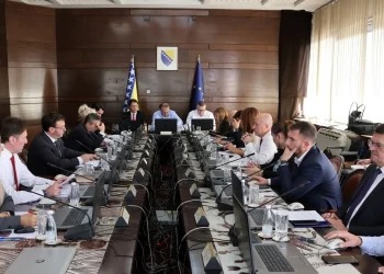 Analiza o rastu penzija i plaća u FBiH: Najniža penzija manja od povišice ministara