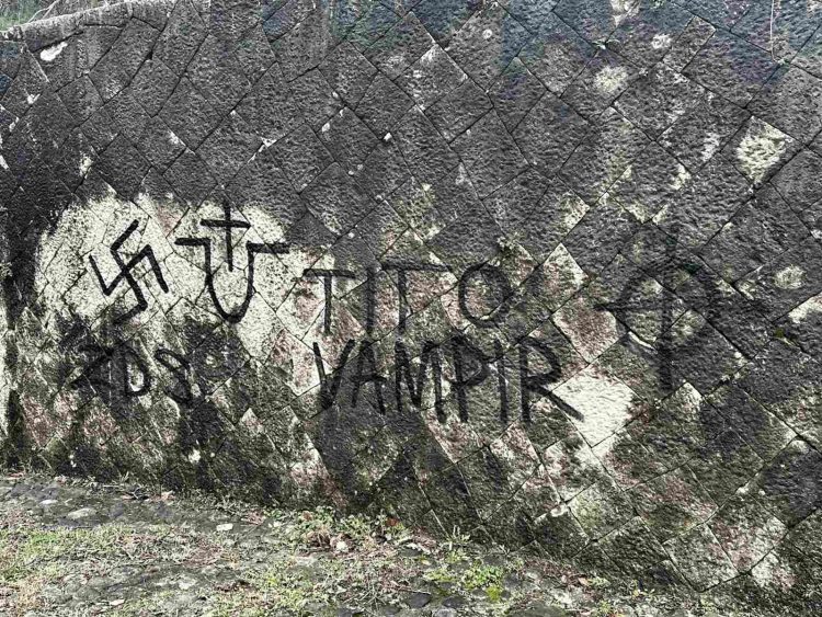 Kajan upozorava: Partizansko groblje ponovo meta vandala, Nikšićeva vlada nijema na inicijative rekonstrukcije i trajne zaštite