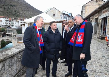 Navijači i Crystal Palace demantovali priče o “opasnom istočnom dijelu Mostara”, Rahimić stavio tačku na spinove
