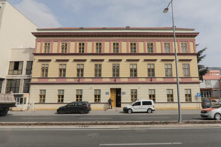 Kantonalni sud u Mostaru odredio mjesec dana pritvora osumnjičenom za ubistvo u Zaliku, ubijeni ostavljen da iskrvari na cesti