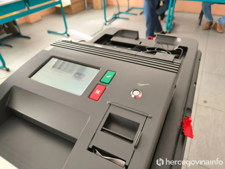 Ko će uvesti nove izborne tehnologije u BiH? U igri zet Salema Marića, mostarska Katarina i američki Smartmatic