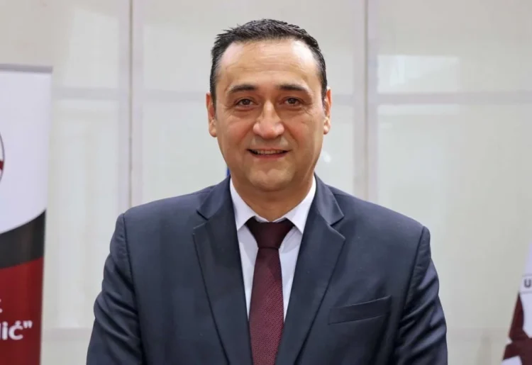 Hadžović poručio Kordiću: “Ne dugujem nikome poslušnost, osim zakonu”