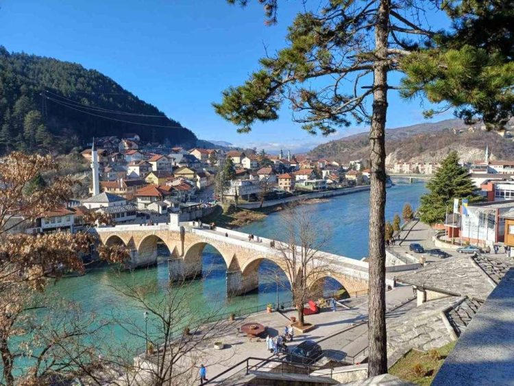 Škola u Konjicu skratila časove zbog ramazana: Dio roditelja djece hrvatske i srpske nacionalnosti izrazio nezadovoljstvo