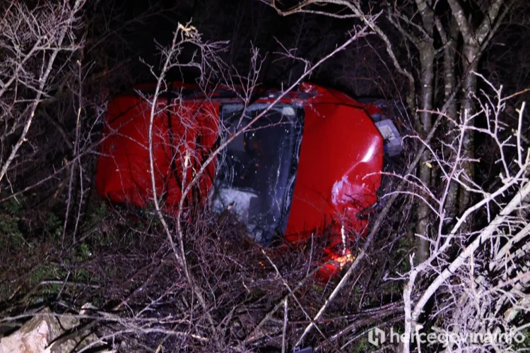 FOTO: Jedna osoba povrijeđena u težoj saobraćajnoj nesreći kod Mostara
