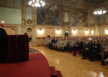 Reisul-ulema Kavazović u Domu OS BiH: Oružane snage BiH ulijevaju povjerenje u mir