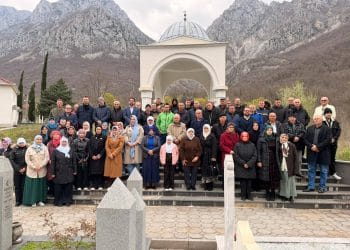 Obilježavanje Dana šehida u Drežnici: Prisjećanje na hrabrost i žrtvu