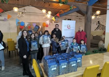 “Merhamet” Mostar: Bajramski paketići za djecu u Dječijem domu Mostar