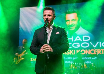 Bajramskim koncertom Nihada Alibegovića zatvorena manifestacija “Ramazan u Mostaru”