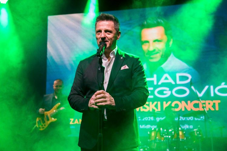 Bajramskim koncertom Nihada Alibegovića zatvorena manifestacija “Ramazan u Mostaru”
