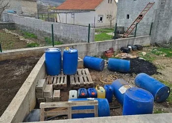 Hercegovačka “crna ekonomija u praksi” završila hapšenjem: Policija zaplijenila 2.000 litara goriva i cigarete