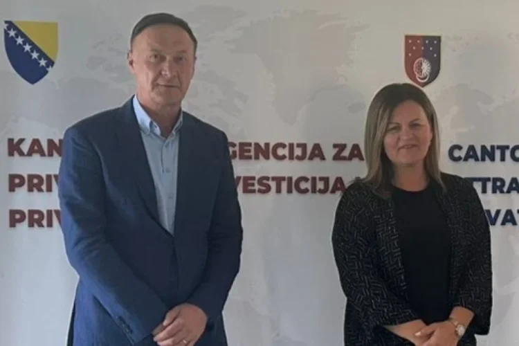 Agencija za privatizaciju HNK kupuje dva nova službena vozila vrijedna 90.000 KM