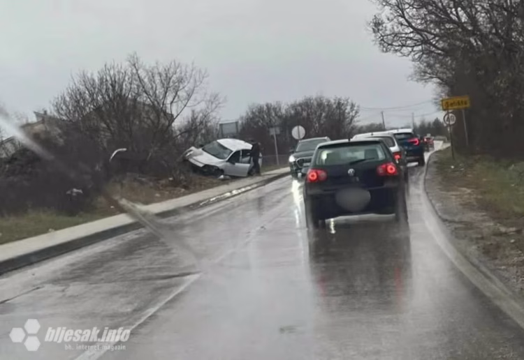 Saobraćajna nesreća kod Mostara: Vozilo sletjelo s ceste