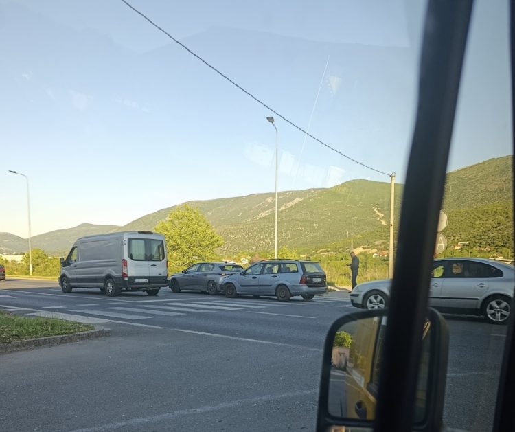 Saobraćajna nesreća na M-17 u Vrapčićima sjeverno od Mostara