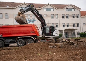 Nastavlja se rekonstrukcija sportskih terena na Univerzitetu “Džemal Bijedić”