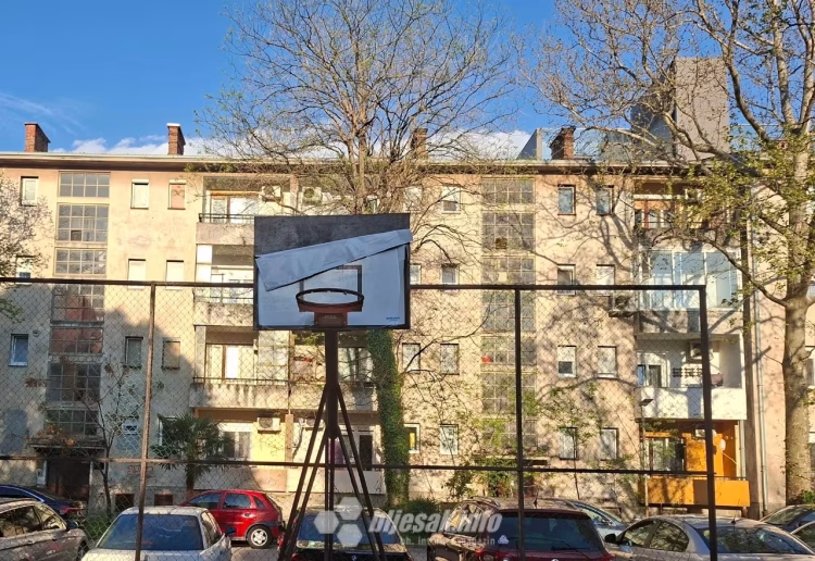 Jesu li ovo igrališta koja mališani Mostara zaslužuju?