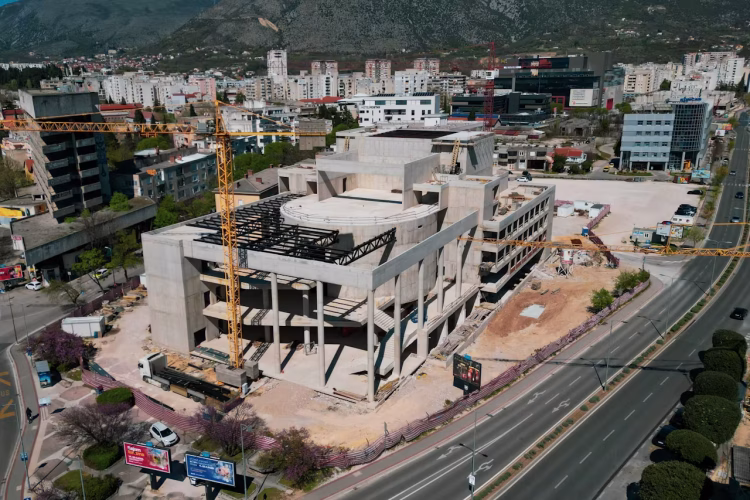 Radovi napreduju: HNK Mostar planira povratak na malu scenu do kraja godine