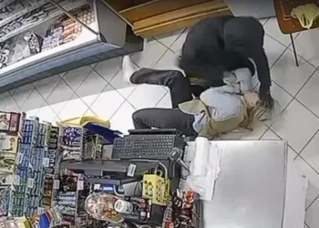 Naoružani pljačkaš iz Mostara kojeg je krajem marta ‘savladala’ hrabra prodavačica poginuo u saobraćajnoj nesreći kod Konjica