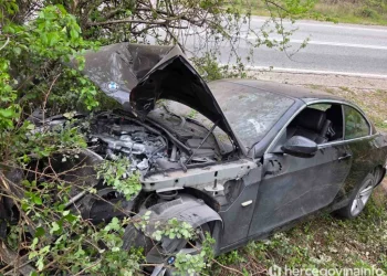 BMW sletio s ceste kod Mostara i zapalio se