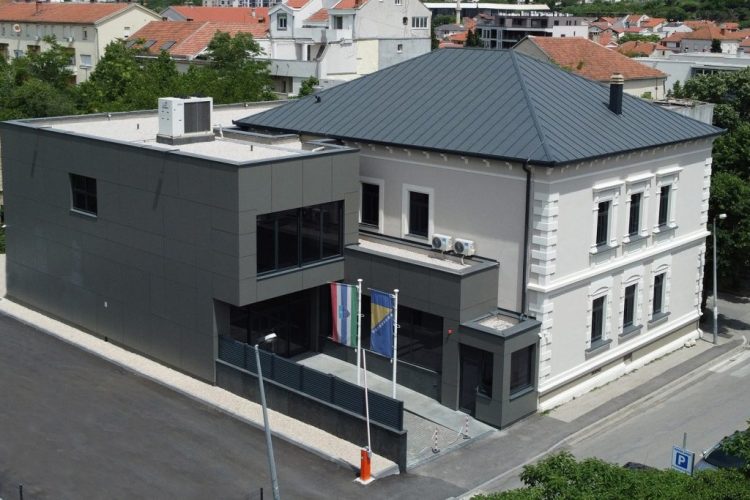 Skupština HNK: Prošireni sastanak Komisije za mlade, obrazovanje, kulturu i sport o pitanjima i položaju mladih u HNK