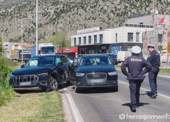 Saobraćajna nesreća u Mostaru u kojoj su učestvovala četiri autmobila