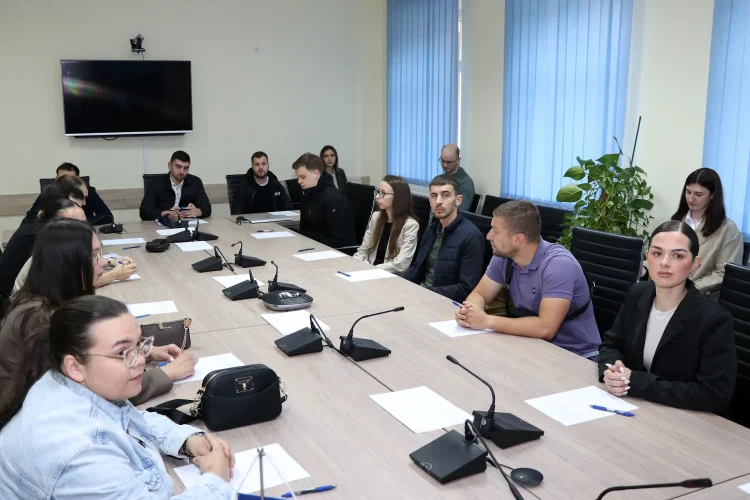 Vlada HNK: Potpisani ugovori s pripravnicima odabranim po Programu zapošljavanja pripravnika