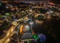 Zapanjujući noćni kadrovi Mostara iz zraka