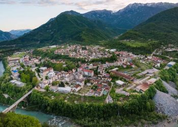 Načelnik općine iz HNK časti maturante: Svi će dobiti po 300 KM