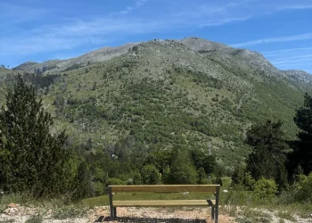 Novi sadržaj na mostarskim izletištima, prve klupe postavljene na Rujištu